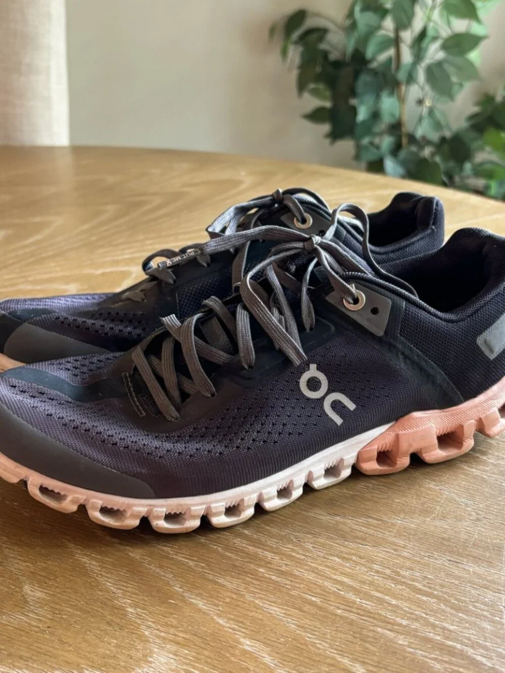 On Cloud Cloudflow Womens Size 7.5 Athletic Running Shoes Sneakers